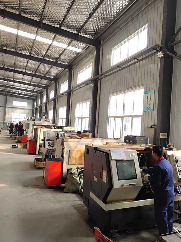 濟南九旭聚氨酯發(fā)泡設備組件數(shù)控生產中心