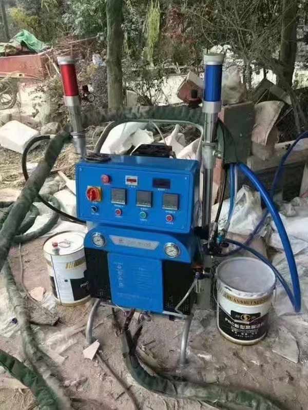 影視道具噴涂聚脲(圖2) Q5200型泡沫影視道具噴涂聚脲設(shè)備