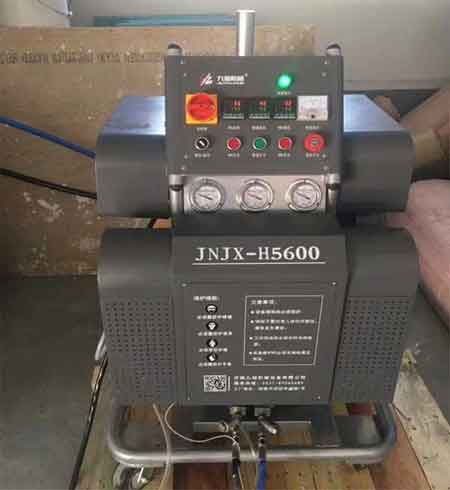 聚脲噴涂機(jī)價(jià)格(圖2) 聚脲噴涂機(jī)JNJX-H5600