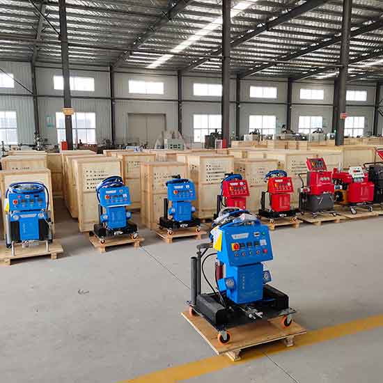 噴聚氨酯的機(jī)器叫什么(圖1) JNJX-Q2600噴聚氨酯的機(jī)器