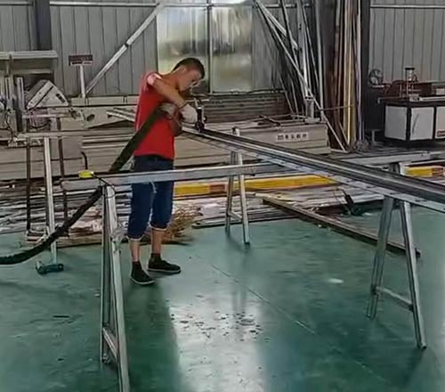 小型聚氨酯灌注發(fā)泡機(jī)器 多少錢(圖1) 小型聚氨酯灌注發(fā)泡機(jī)器 多少錢