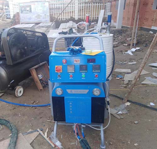 聚氨酯噴涂機(jī)種類(圖1) Q5200聚氨酯噴涂機(jī)