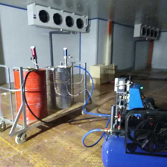 冷庫(kù)噴涂保溫聚氨酯多少錢一平(圖1) 冷庫(kù)噴涂保溫聚氨酯案例