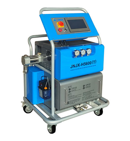 小型聚脲液壓噴涂機(jī)(圖1) H5600T-PLC編程小型聚脲液壓噴涂機(jī)