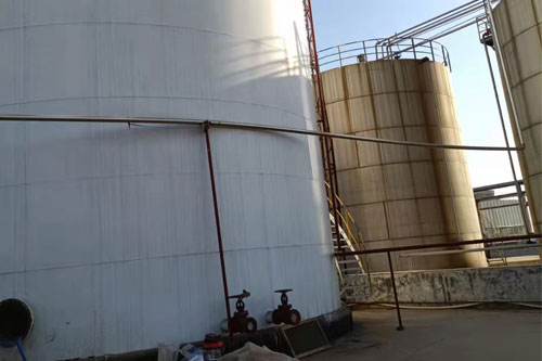 聚脲涂料化工儲(chǔ)罐內(nèi)外壁防腐施工專用噴涂設(shè)備(圖4) 聚脲涂料化工儲(chǔ)罐內(nèi)外壁防腐施工專用噴涂設(shè)備(圖4)