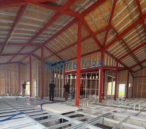 聚氨酯發(fā)泡機(jī) 移動(dòng)房內(nèi)保溫層噴涂(圖2) 移動(dòng)房內(nèi)保溫層噴涂案例