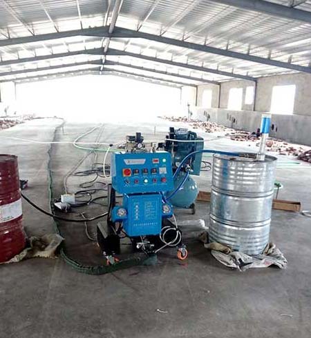 養(yǎng)殖場(chǎng)噴涂(圖1) Q2600D養(yǎng)殖場(chǎng)噴涂設(shè)備